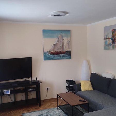 Apartment Ive Krk Town Buitenkant foto